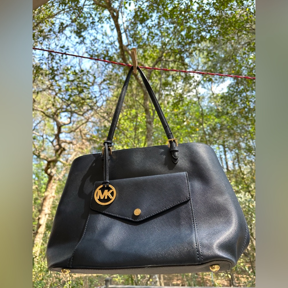The perfect office tote , Navy blue MK circa 2015ish